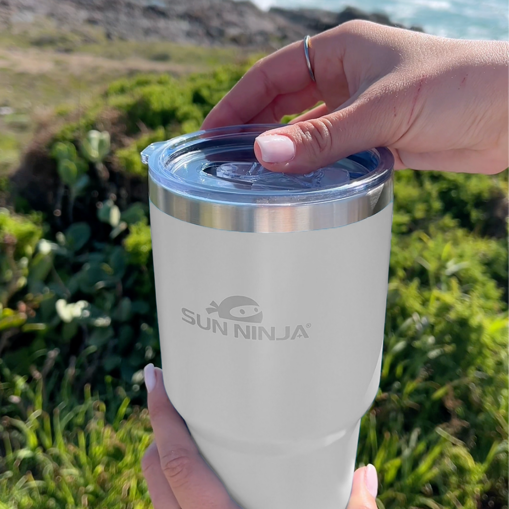 30-oz-tumbler-o3 30oz_tumbler_white_6_b8150278-32e9-4ddf-b379-e6851f83a8a6.png