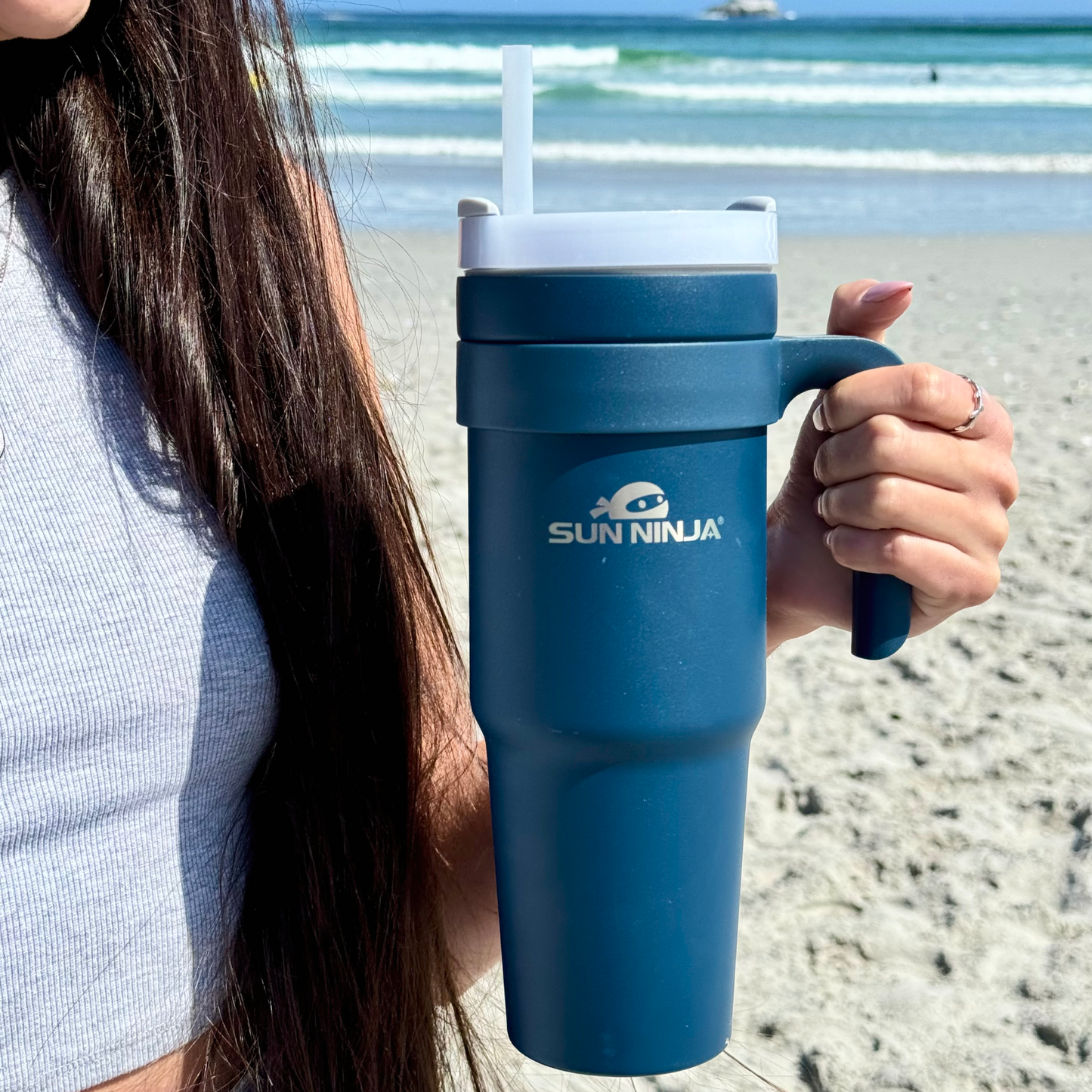 40-oz-travel-mug-r7 40oz_travel_mug_navy_7.png