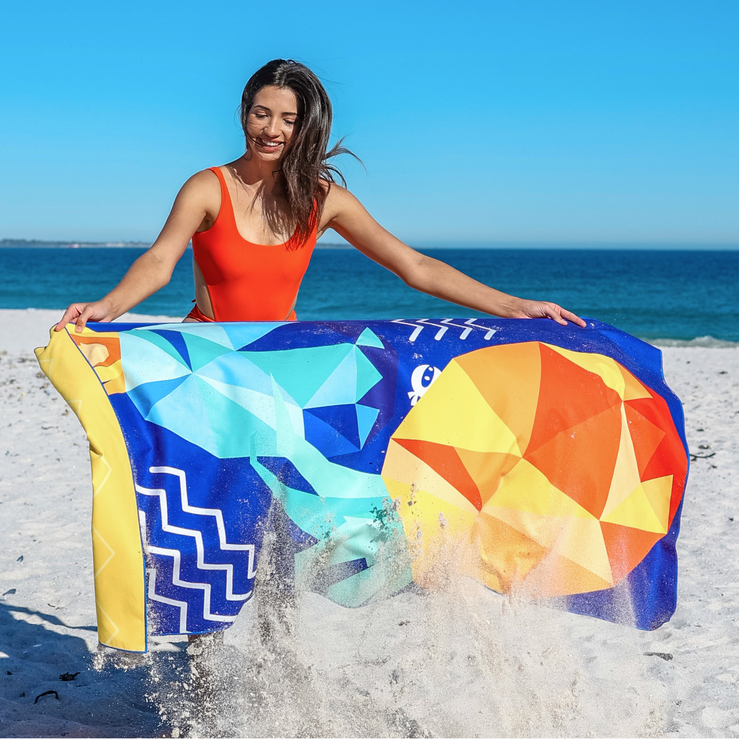 microfiber-beach-towel-x7 Microfiber_beach_towel_pineapple_3.png