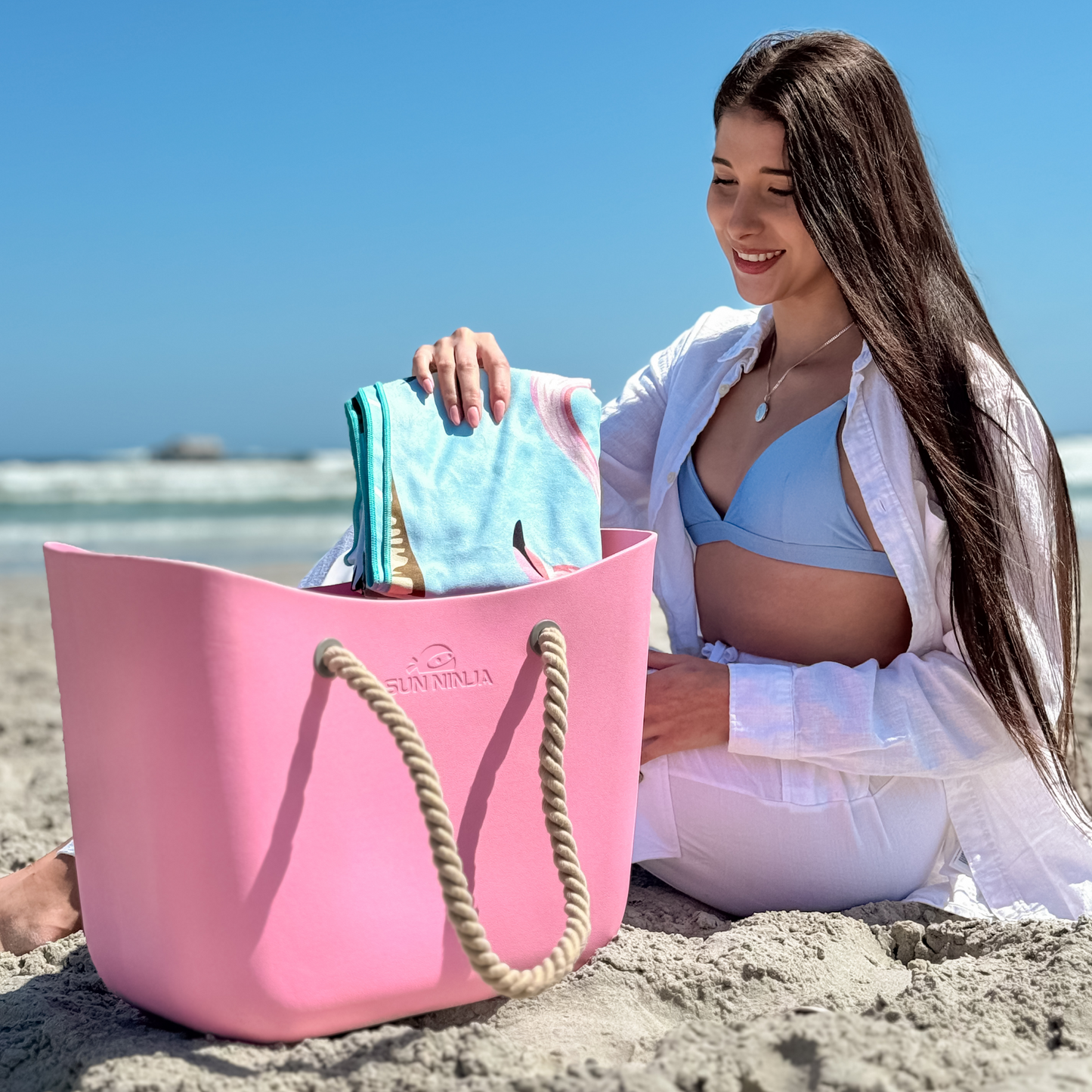 rubber-beach-tote-h0 Sun-Ninja-rubber_tote_pink_6.png