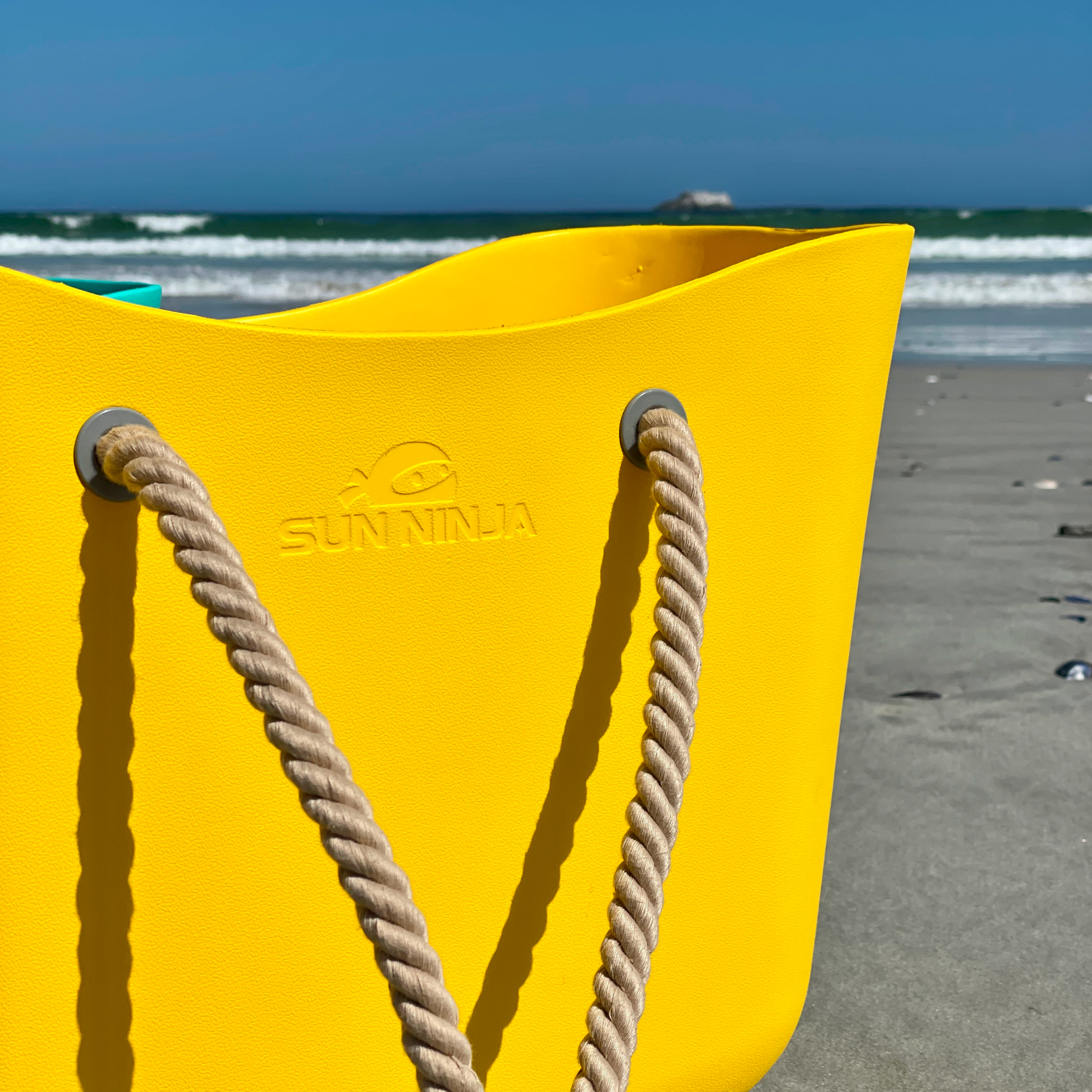 rubber-beach-tote-h0 Sun-Ninja-rubber_tote_yellow_9.png