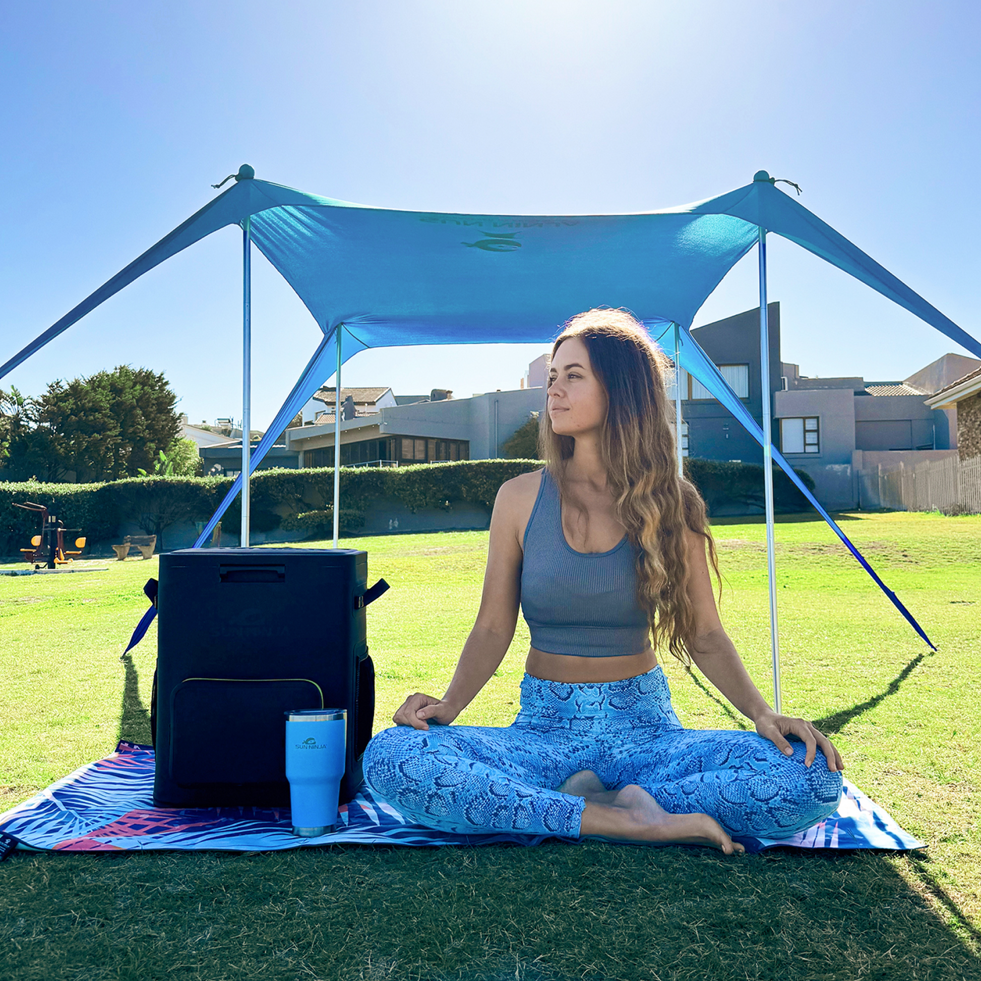 sun-ninja-beach-tents-h2 Sun-Ninja_2_person_tent_turquoise_6.png