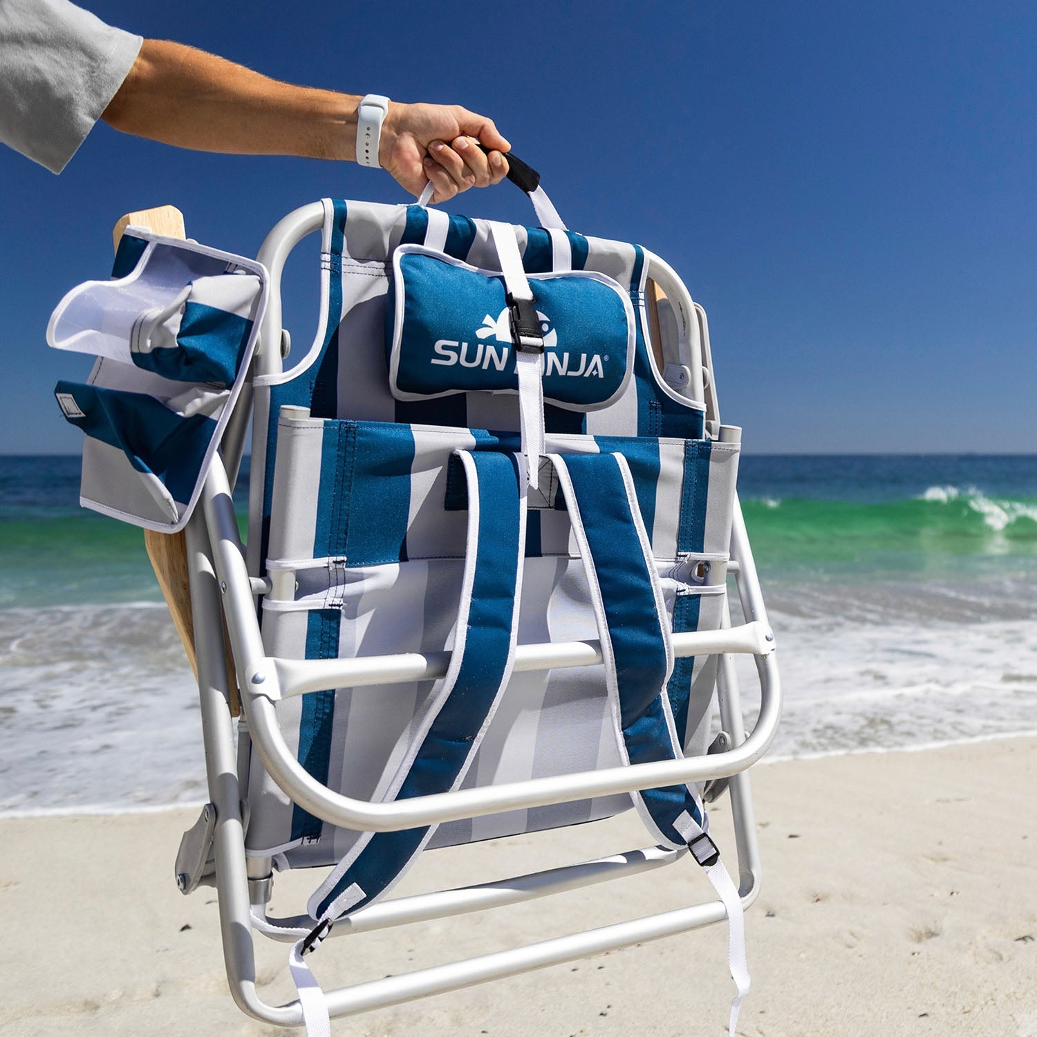 the-chill-dad-bundle-c3 Sun-Ninja_Beach_Chair_Flamingos_0_0009_Sun-Ninja_Beach_Chair_Navy_Stripes_5.jpg
