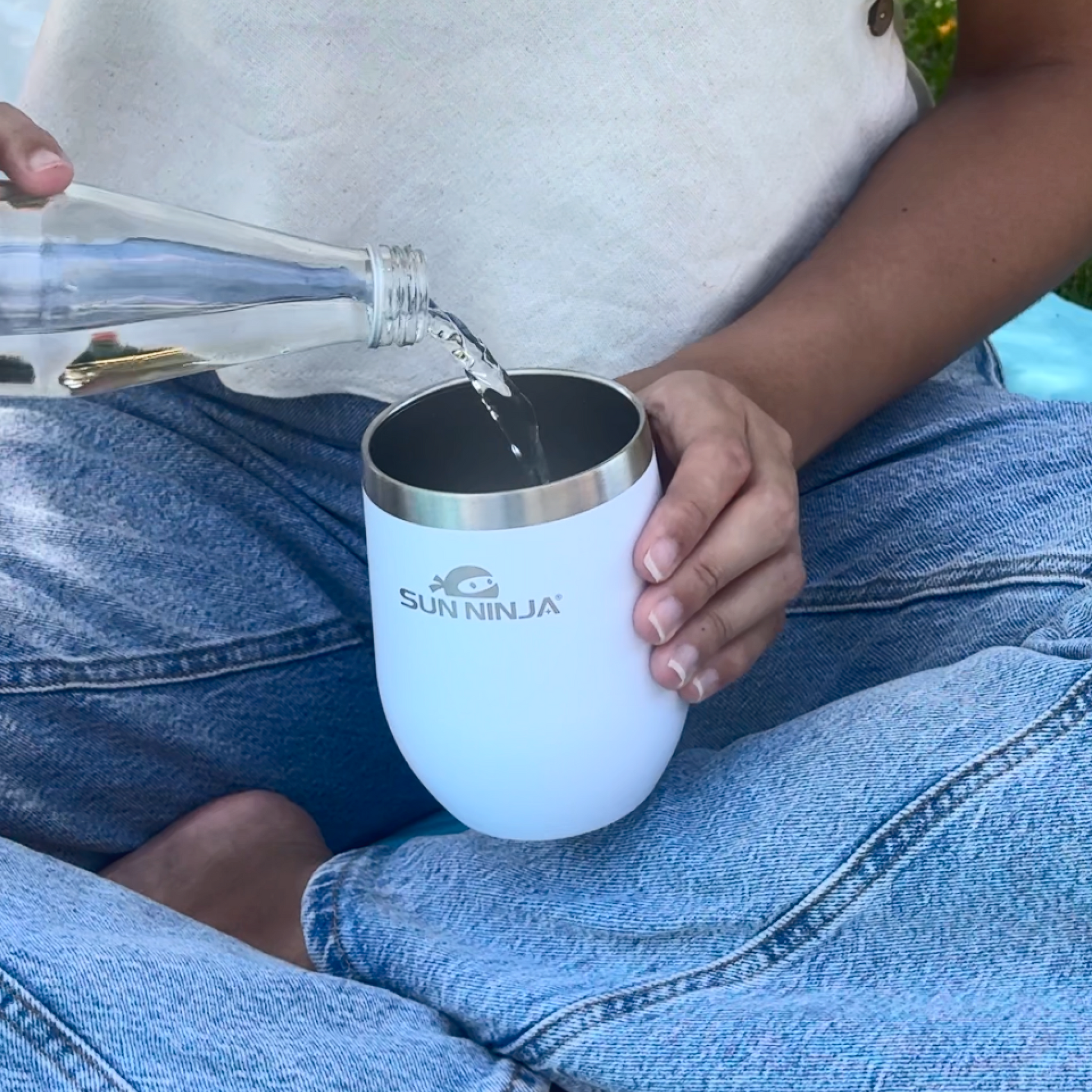 12-oz-wine-tumbler-f1 Wine_tumbler_12oz_white_7.png